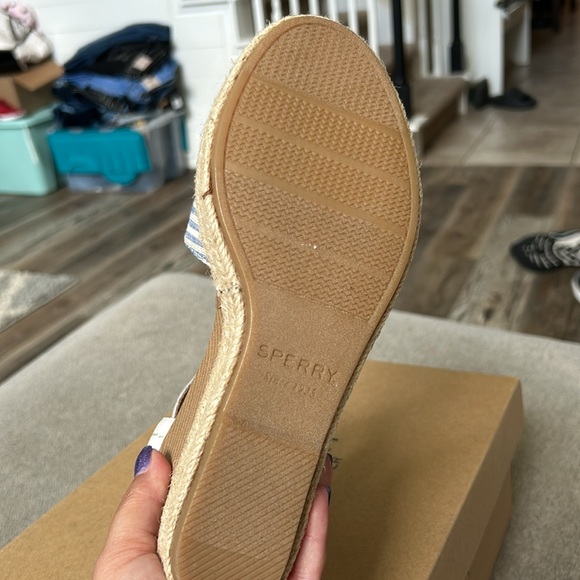 NIB women’s Sperry nine - Picture 4 of 5